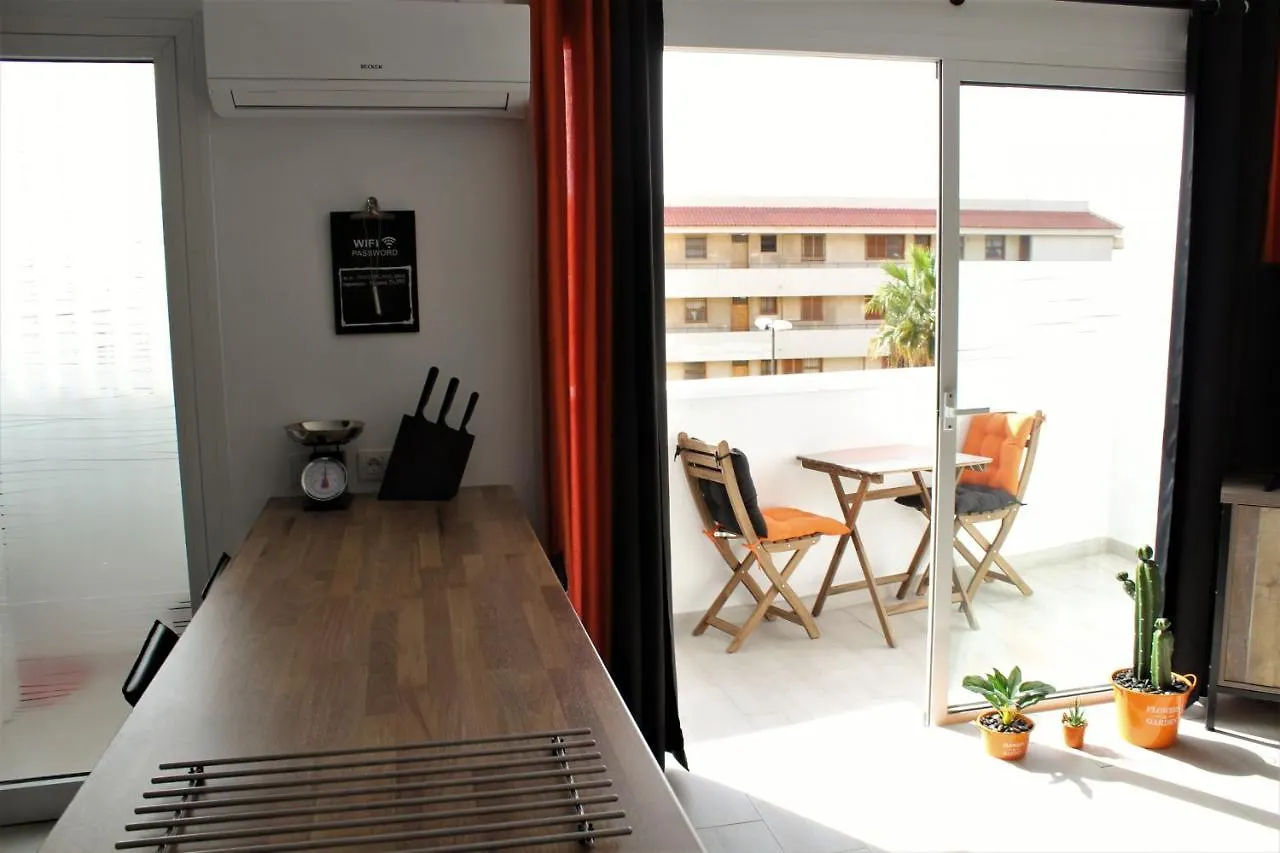 Modern And Lovely Apartment In Los Cristianos 西班牙