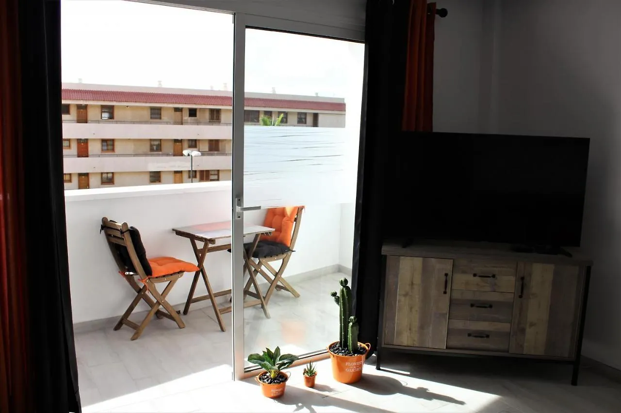 Modern And Lovely Apartment In Los Cristianos Los Cristianos  0*, Los Cristianos (Tenerife)