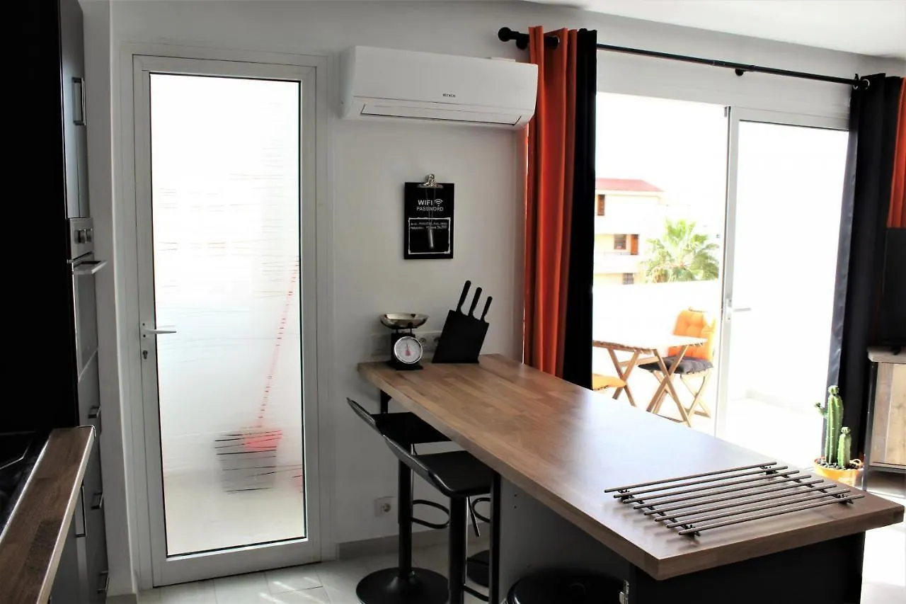Modern And Lovely Apartment In Los Cristianos Los Cristianos  Los Cristianos (Tenerife)